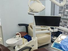 -极光口腔·矫正种植修复(锦江店)