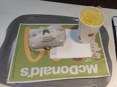 -麦当劳(友谊路得来速店)