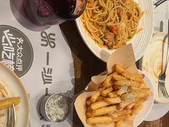 川香小龙虾奶油意面-一沙一城·岩烤牛扒(深圳首店)