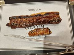-HOT CRUSH趁热集合·现烤面包(上海环球港店)