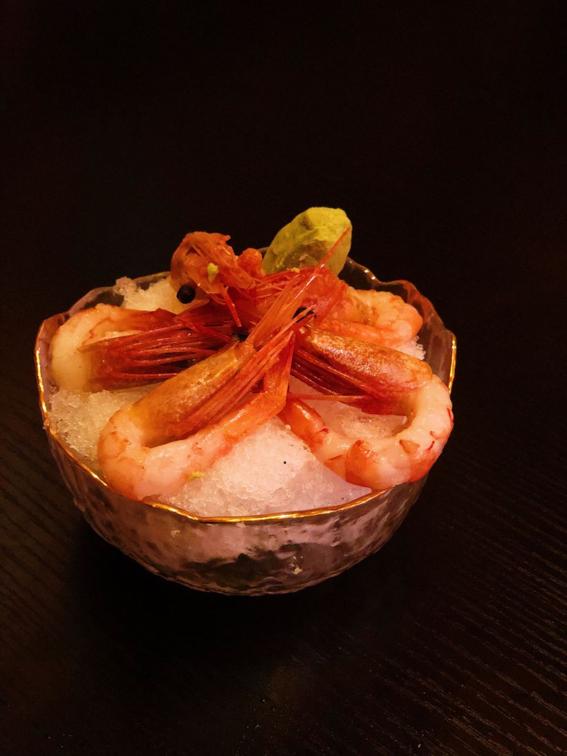 「甜虾刺身」 甜虾很新鲜,味道也不错,就是摆盘,哈哈哈,不过这样也有