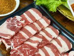 -韩风烤牛肉冷面店