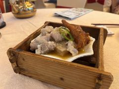 排骨凤爪拼盘-颐东国宴大酒店