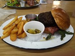 -HELLO 27 意面·沙拉·帕尼尼