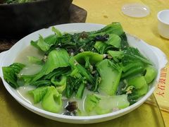 -大石鼓山庄·珠海第一烧猪