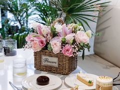 -Fridi Patisserie Cafe