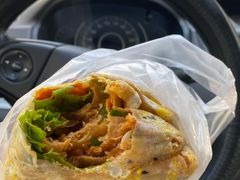 两蛋加里脊煎饼果子-新农村煎饼果子(香港花园店)