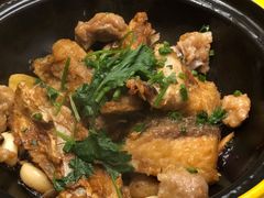 砂锅煎焗鱼头排骨煲-金光鸽王·经典粤菜(珠海万象汇店)