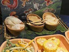 -季季山•云南野生菌火锅(上海首店)