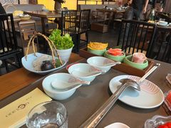 -捞王锅物料理(上海世茂广场店)