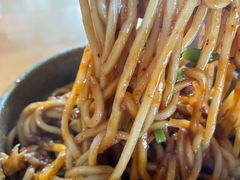 素椒杂酱面-左撇子私房面