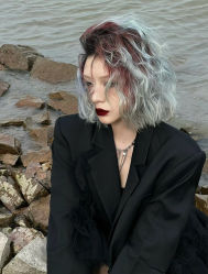-V7 HAIR SALON