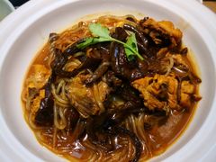 小鸡炖蘑菇-上关雪東北菜(中房金谊店)
