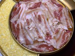 秘制黑猪五花-猪啊牛呀羊啊铜盘烤肉(正大广场店)