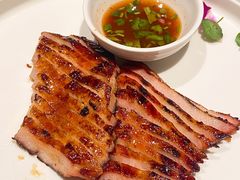 招牌炭烧猪颈肉-金椰壳· 大厨新加坡菜(壹方城店)