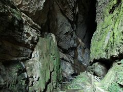 -龙水峡地缝景区