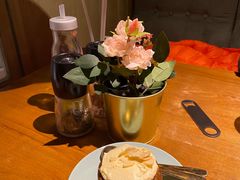 -JINNS锦时 steak&pizza(浸信会礼拜堂旧址店)
