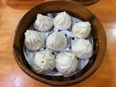 -莱莱小笼·乔艾