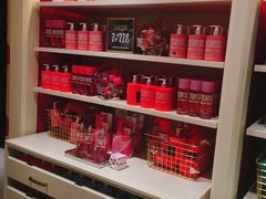 -Victoria's Secret(杭州湖滨银泰in77店)