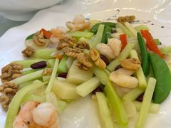 桃仁养生小炒皇-双子楼大酒店(城开国际写字楼店)