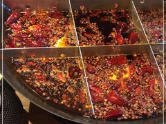 -白乐天毛肚火锅馆(解放碑店)