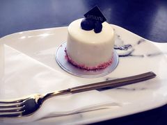 -UNI UNI(环亚凯瑟琳店)