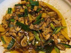 -富正毅三下锅·湘西韵味(天门山索道店)
