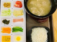 -蒙自源过桥米线(红谷滩万达店)