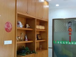 -苗医生专业祛痘·皮肤管理