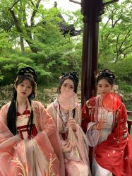 -一揽芳华汉服旗袍体验馆(拙政园店)