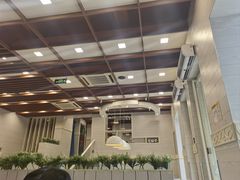 -老娘舅餐厅(黄龙体育中心店)