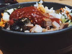 多汁五花肉石锅拌饭-吴草鸡爪오초닭발韩食堂(融恒盈嘉中心店)