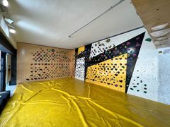 -问山MountQuest攀岩馆