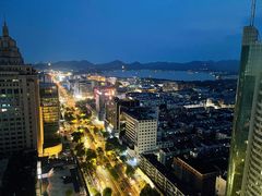 -Hi City·城市之巅