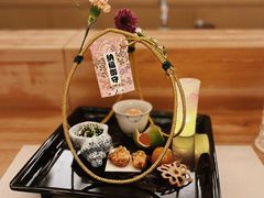 -雲上錢屋·地标景观(上海中心店)