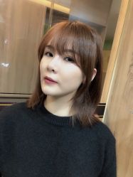 -天下皇剪新潇洒美容美发