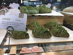 -奈雪的茶(湖滨银泰in77C区PRO店)