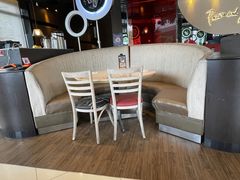 -必胜客(上海新南方商城PH店)