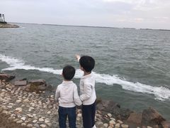 -上海滴水湖皇冠假日酒店