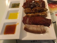 -新大咀港式茶餐厅(宝山万达店)