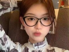 -爱视眸Eyeblling眼镜·依视路·蔡司镜片折扣店(百联南方商城购物中心)