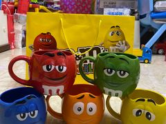 -m豆巧克力世界(上海世茂广场店)