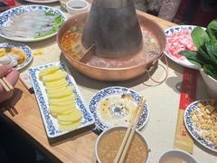 -东镇老火锅(长春路首店)