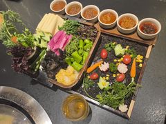 东北蘸酱菜-蘸小院铁锅炖·蘸酱菜·东北菜(怀远门店)