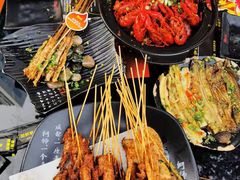 -何师烧烤·香辣蟹·川菜·30年老品牌(太古里旗舰店)