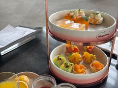 -亚龙湾喜来登·美景台大堂吧