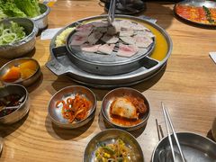 -姜虎东白丁烤肉(虹桥天地店)