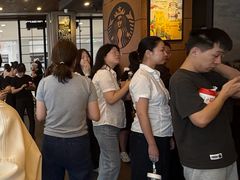 -星巴克(杭州西湖银泰1F店)