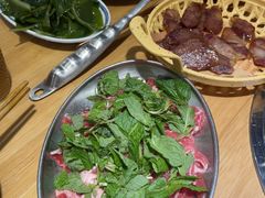 -洱火云南酸菜牛肉火锅(石景山当代商城店)