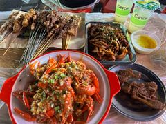 -郑记•不夜城烧烤•龙虾•虾蟹(黄鹤楼店)